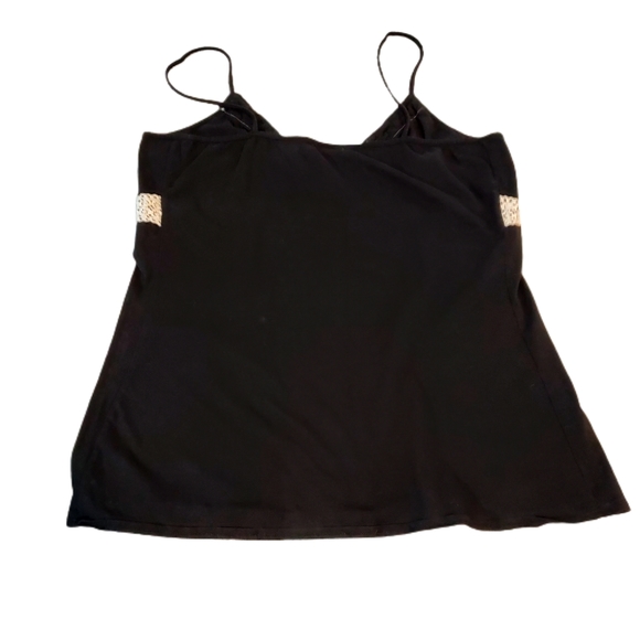 Old Navy Perfect Fit Tank Black with Crochet Trim - Picture 2 of 5